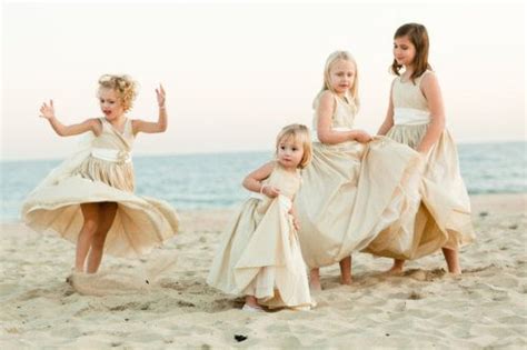 Dancing Flower Girls On The Beach Anntaylor Stylemepretty Beautiful