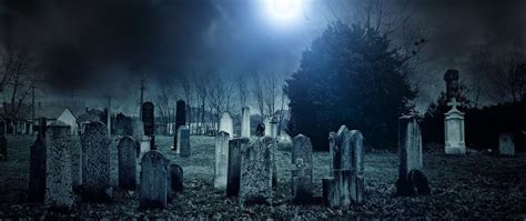 Where To Find A Creepy Cemetery In Every State