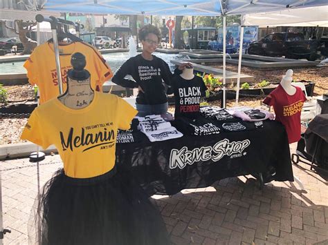 vendor booth pop up shop table display ideas - Delphia Zamora