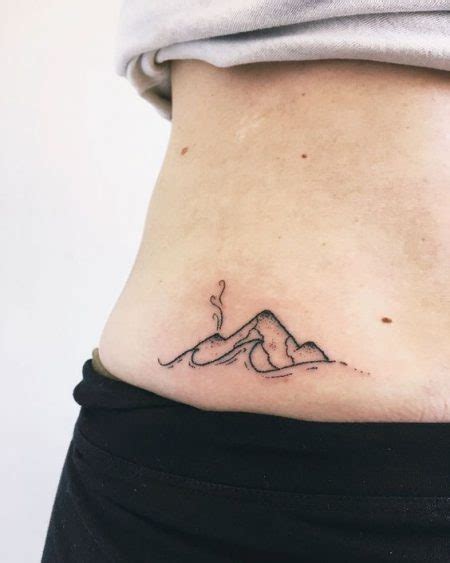 Hip Tattoos 48 Most Beautiful And Irresistible Hip Tattoo Ideas For Women