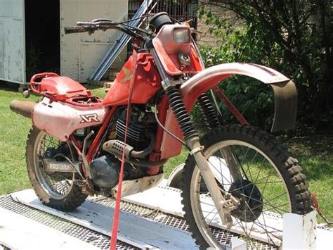 I bought a 1982 pe01 honda xr500 r dirtbike that has not run in over 20 years. Enduros - 1982 HONDA XR 500 R - (Ideal for re-build or ...