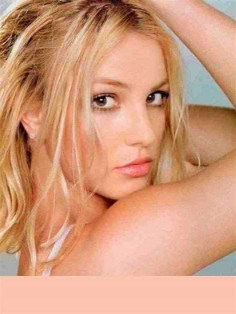 Britney Spears Nude Pictures Shared By Her Officialroms