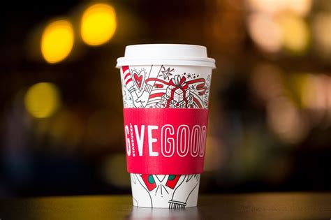 Starbucks Bardaklar Yeni Y L Ve K Temas Yla Renkleniyor Pazarlamasyon