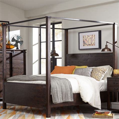 Pine Hill Wood Canopy Bed In Rustic Pine By Magnussen Home Canopy