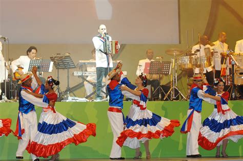 Todo Lo Que Debes Saber De La Danza Folklórica Todo Por El Arte Rd