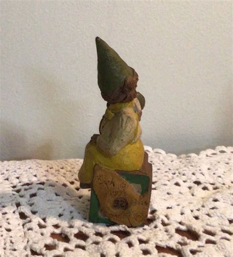 Alphabet B — Tom Clark Gnome Small Town Antiques