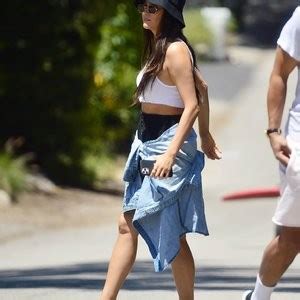 Shay Mitchell Shows Off Her Amazing Post Baby Body As She Steps Out In