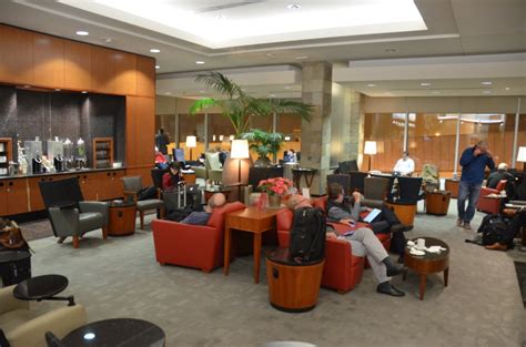 Review The Delta Sky Club Minneapolis St Paul International Airport