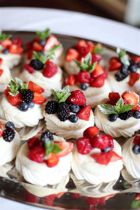 Mini Pavlova Recipe Mary Berry