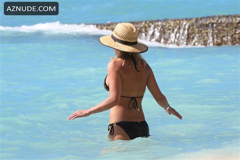 Julie Benz Sexy In A Bikini In Hawaii Aznude