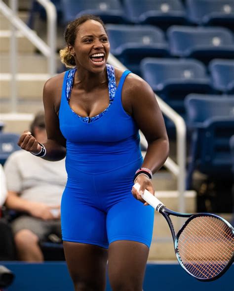 223 Taylor Townsend Pro Tennis Player — Hurdle