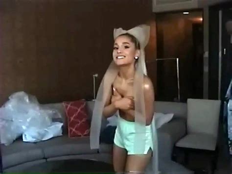 Hot Leak Ariana Grande Nude Pics Revealed Full Set Leaked Pie