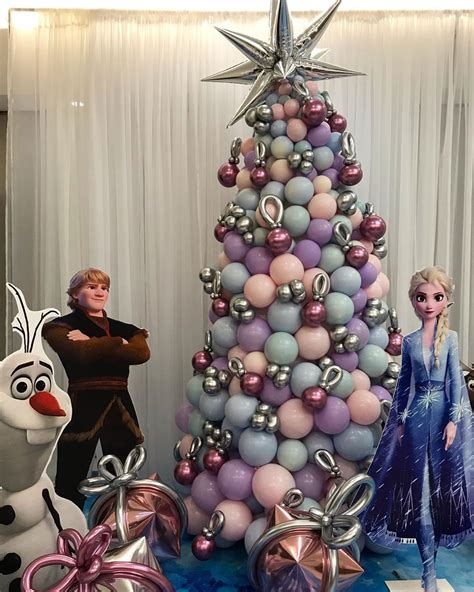 Árboles de navidad con globos - Decoración navideña con globos