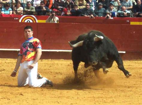 Check spelling or type a new query. Las leyendas del recorte regresan a Las Ventas este ...