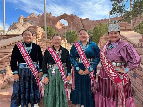 Three Contestants Vie For Next Miss Navajo Nation Navajo Hopi Observer Navajo And Hopi Nations Az