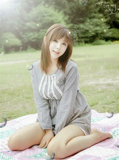 Cute Korean Babe Ryu Ji Hye Souletz