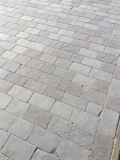 Dove Grey Limestone 50mm Driveway Setts Paving Edging Block Paving