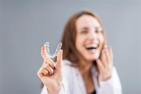 Here are some steps to take during dental emergencies: How to Find an Invisalign Dentist Near Me for a Straighter ...