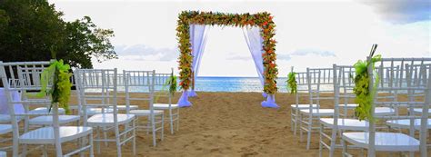 Beach Wedding Ceremony At Jamaica Inn In Ocho Rios Jamaica Wedding Destination Wedding