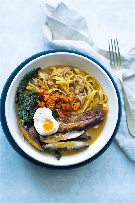 La ricetta che vi proponiamo oggi è tratta dal bellissimo libro little library cookbook, raccolta di ricette ispirate ai romanzi. Ramen all'italiana ricetta | Ricette, Comfort food, Cibi ...