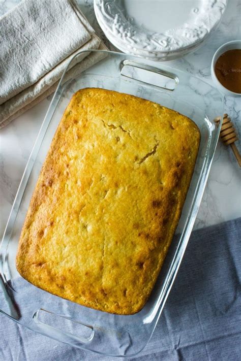 The perfect comforting side to soups and chilis, or to bake into i actually wanted to share that i substituted almond meal for whole wheat flour in the bob's red mill corn meal recipe. Cream Cheese Jiffy Cornbread - Must Love Home | Recipe in 2020 | Jiffy cornbread, Rock crock ...