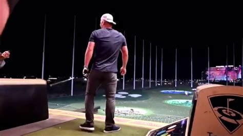 Mike Trout Crushes A Golf Ball At Top Golf Youtube