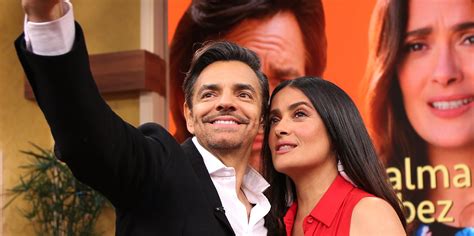 Eugenio Derbez Y Salma Hayek En Pelicula How To Be A Latin Lover People En Español