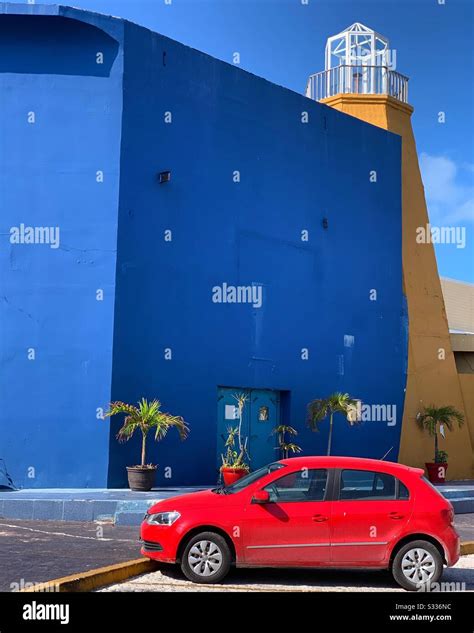 Bright Colors In Cancun Hotel Zone Quintana Roo Mexico Stock Photo