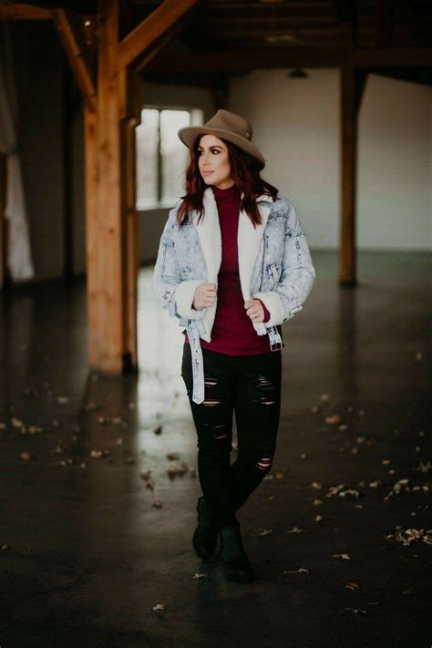 A post shared by chelsea deboer (@chelseahouska). Pin by Karli Cromwell on Chelsea DeBoer love her style ...
