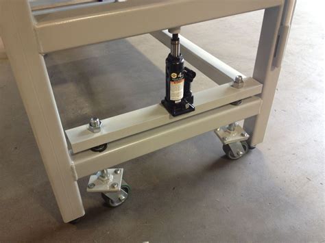 Heavy Duty Workbench On Retractable Casters Welding Table