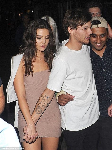 Does danielle campbell have a boy friend? Danielle Campbell goes hand-in-hand with boyfriend Louis ...