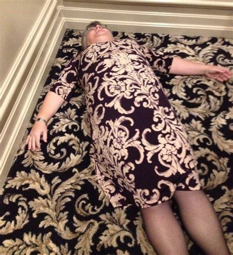 Granny Wearing A Dress That Matches The Carpet Goes Viral Style