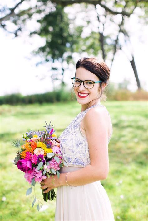 27 Bridal Looks With Glasses And Pros And Cons Weddingomania