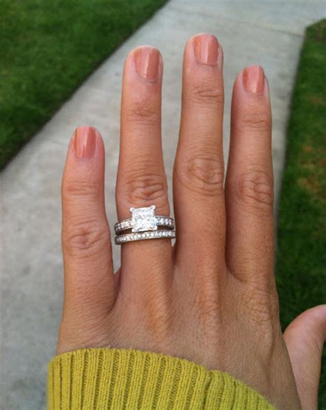 Your wedding ring finger doesn't have to be on your left hand. Why Wedding Rings Are Worn on the Fourth Finger of the ...