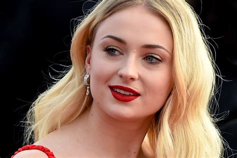Sophie Turner Biography Movies Marriage Husband Awards And Achievements
