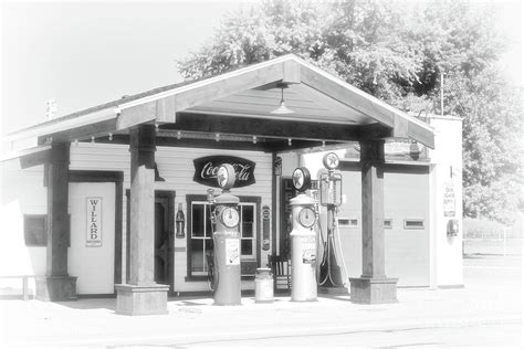 Texaco Station Photograph By Charles Owens