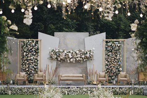 Many of these are common sense, but it's good to have a refresher if you've been out of the what i mean is that dating today is pretty much nothing like it was in your 20s, which may be the last time you dated. 17 Modern Wedding Stage Design and Decor Inspirations You ...