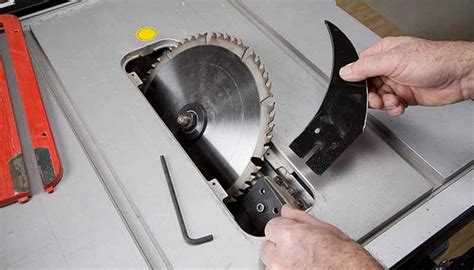How To Change A Table Saw Blade 6 Easy Steps Gearsmag
