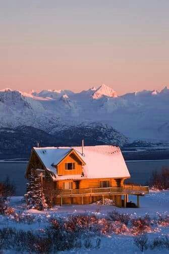 Sunset On A Log Home In Alaska Immobilien Architektur Cabin In The