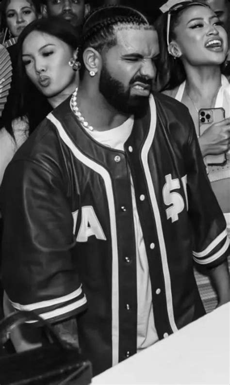Pin By Stl On Posts White Rapper Drake Rapper Rappers