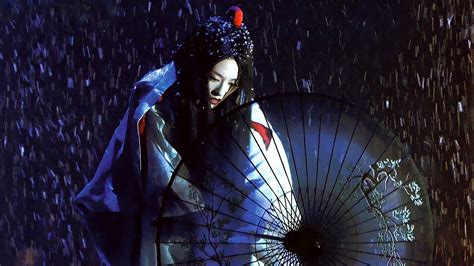 He, an american man, has written in the voice of a japanese woman. Memoirs of a Geisha - Plugged In