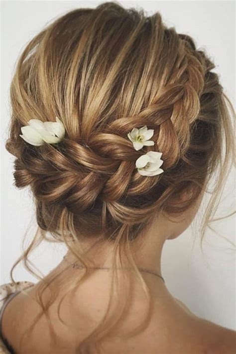 Top 10 Wedding Hairstyles For Women 2021