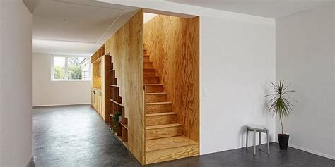 Lemari pakaian seperti yang kita ketahui bahwa sebuah furniture yang menempel pada dinding, dan dengan menempel pada dinding tentu saja. Tangga Kayu Berfungsi Lemari Baju - Inspirasi Desain Rumah