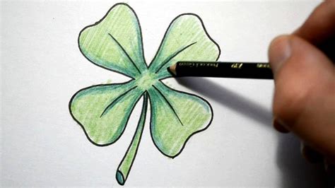 How To Draw A Four Leaf Clover Youtube