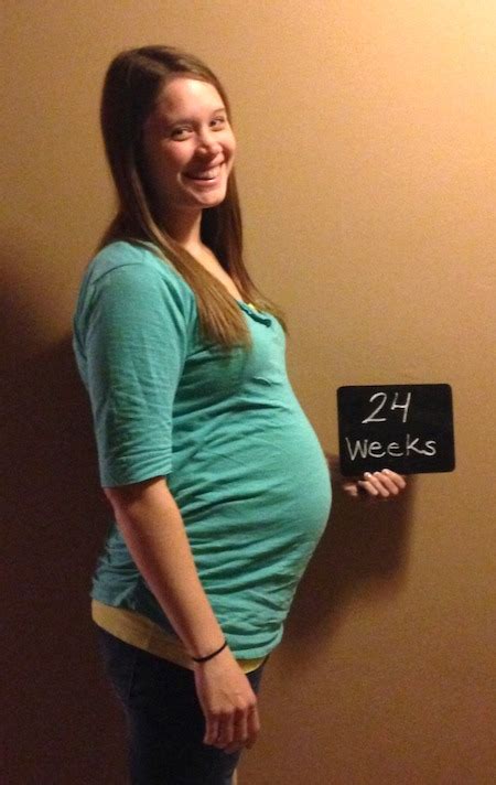 24 weeks pregnant belly button