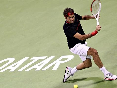 Il fuoriclasse svizzero, fermo da oltre un anno (precisamente dal 30 gennaio 2020, semifinale dell'australian open persa contro djokovic). Instável, Federer perde set para freguês, mas vai às semis ...