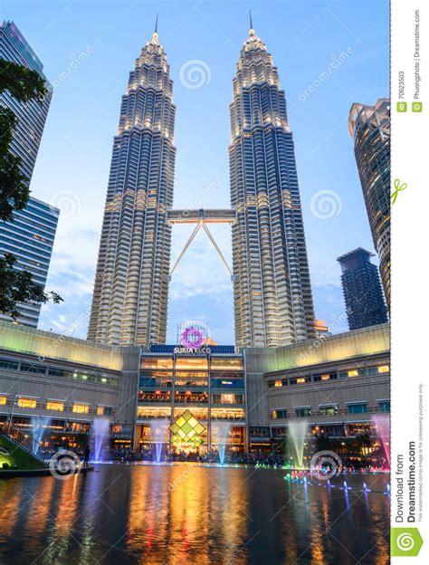 Access kuala lumpur's iconic petronas twin towers and kl tower for the price of one. Petronas Twin Tower At Night In Kuala Lumpur, Malaysia ...