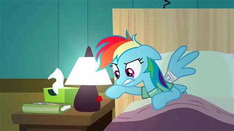 Rainbow Dash Plays With The Light Youtube