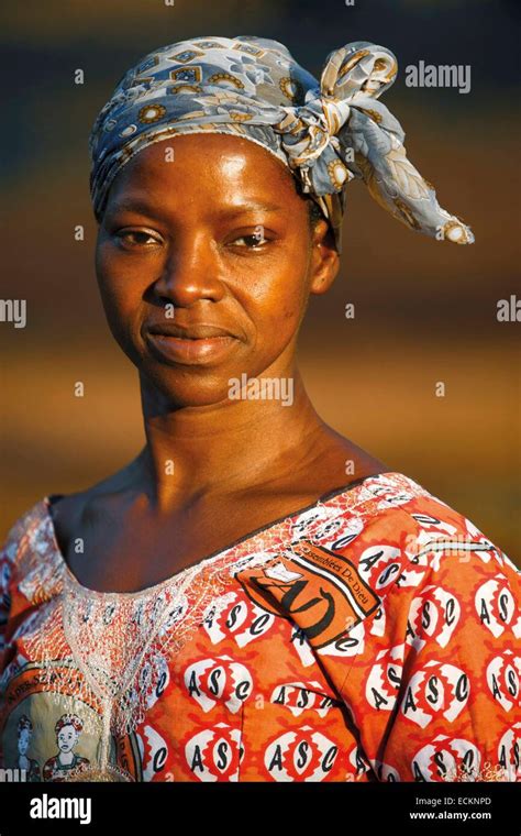 Burkina Faso Bobo Dioulasso Toussiana Portrait Of An African Woman