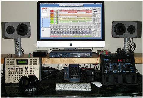 BEDROOM RECORDING DESK | Home recording equipment. My record… | Flickr